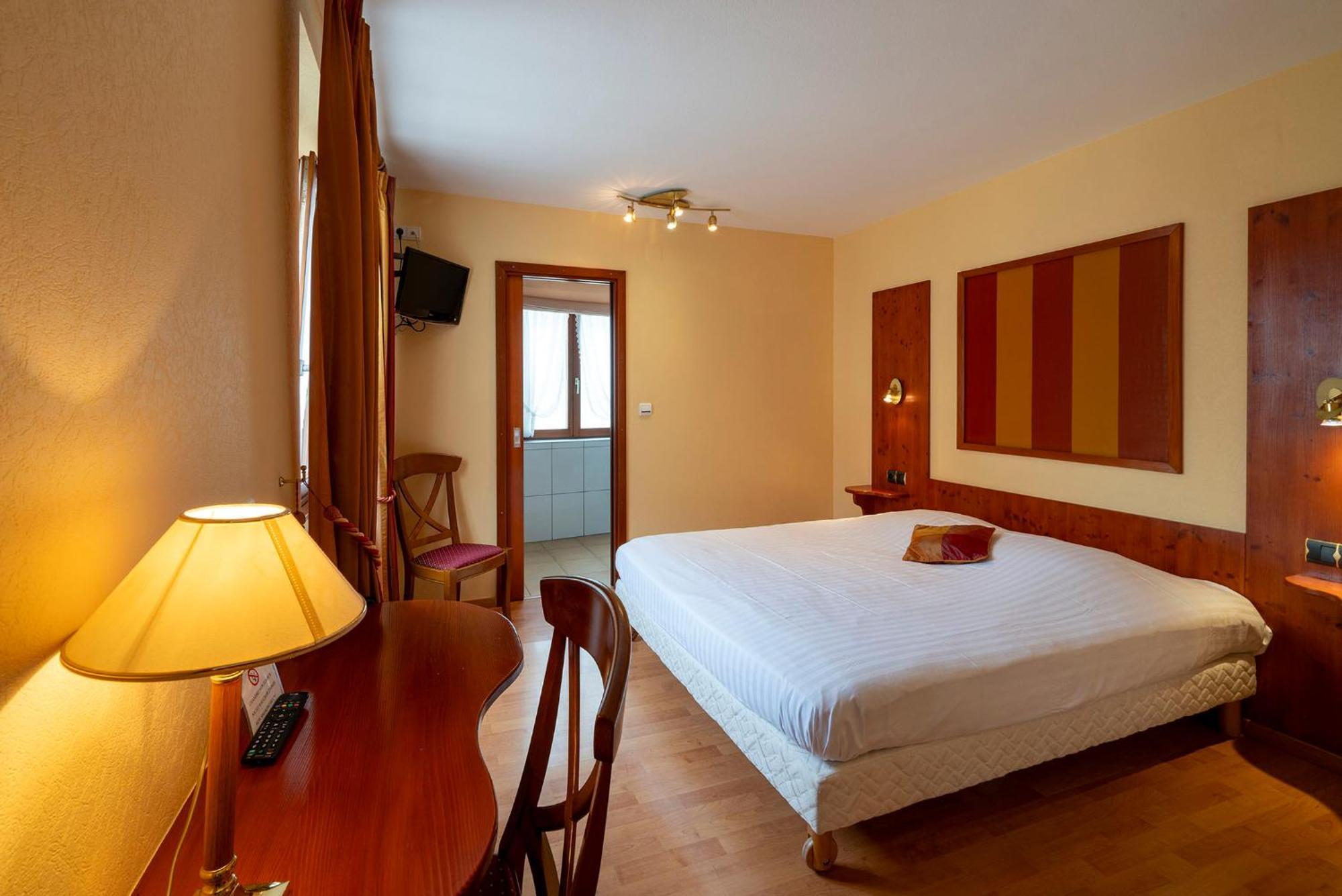 Hotel A La Vignette - Colmar-Nord Saint-Hippolyte  Eksteriør bilde