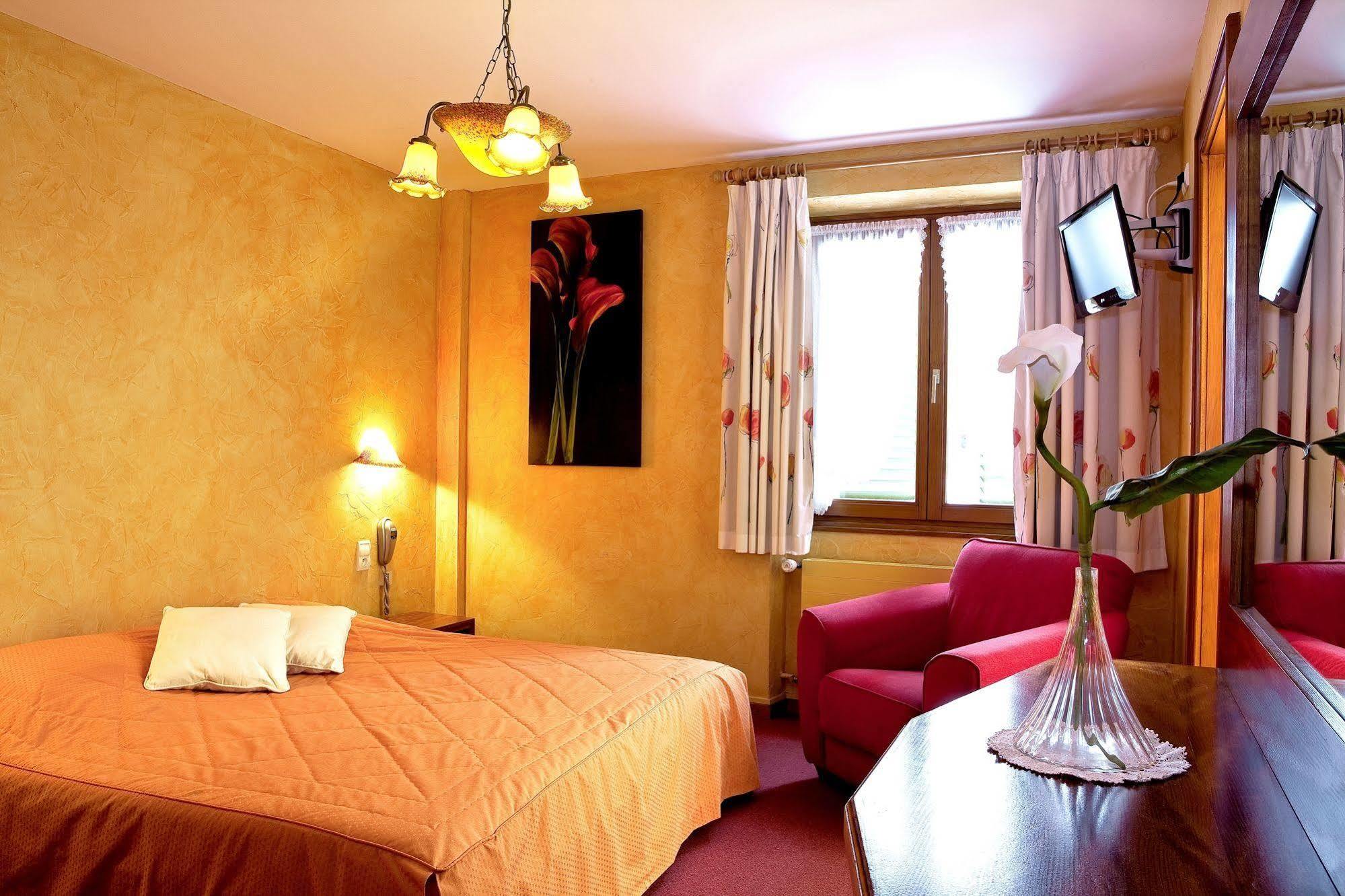 Hotel A La Vignette - Colmar-Nord Saint-Hippolyte  Eksteriør bilde